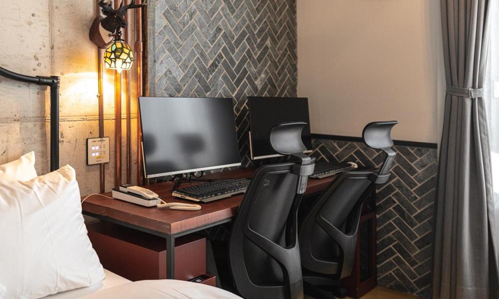 Daegu February Hotel Dongseongro Bagian luar foto
