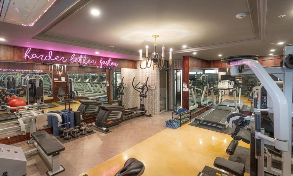 Daegu February Hotel Dongseongro Bagian luar foto